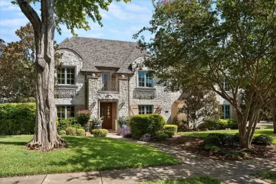 4BR House for Sale in Dallas, TX