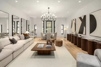 8BR Townhouse for Sale in New York, NY