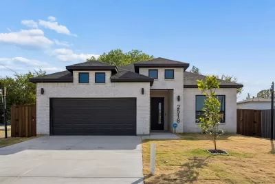 4BR House for Sale in Dallas, TX