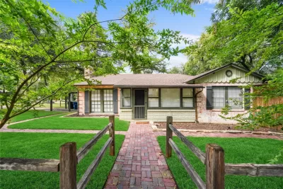 2BR House for Sale in Dallas, TX