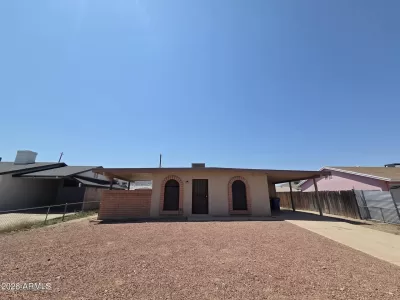 2BR House for Sale in Phoenix, AZ