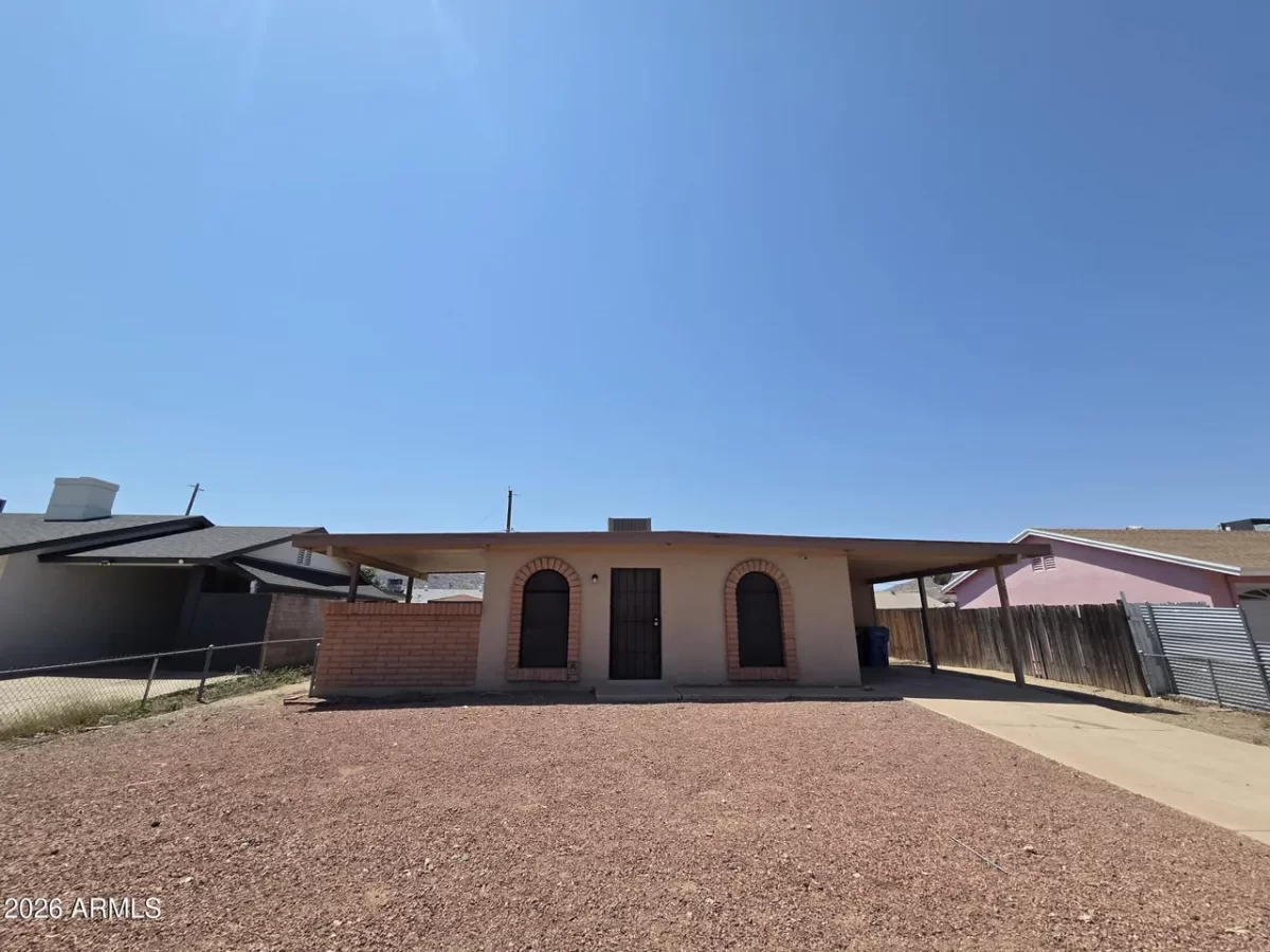 2BR House for Sale in Phoenix, AZ
