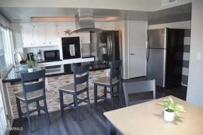 3BR Townhouse for Sale in Phoenix, AZ