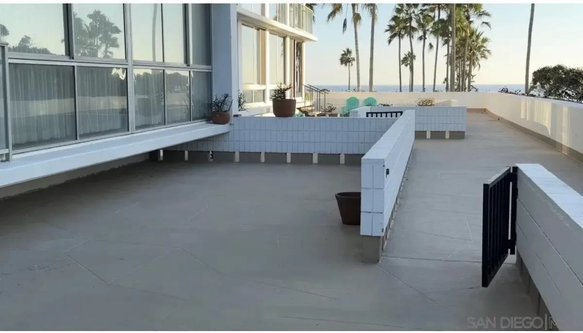 2BR Condo for Sale in Coronado, CA