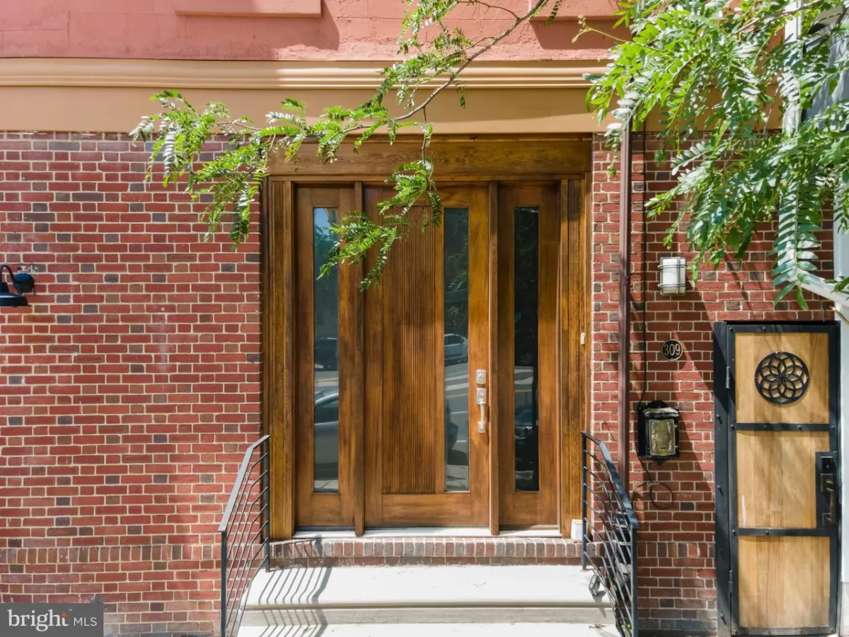 4BR Townhouse for Rent in Philadelphia, PA