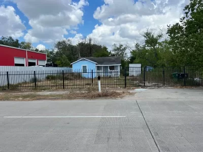 2BR House for Sale in Houston, TX