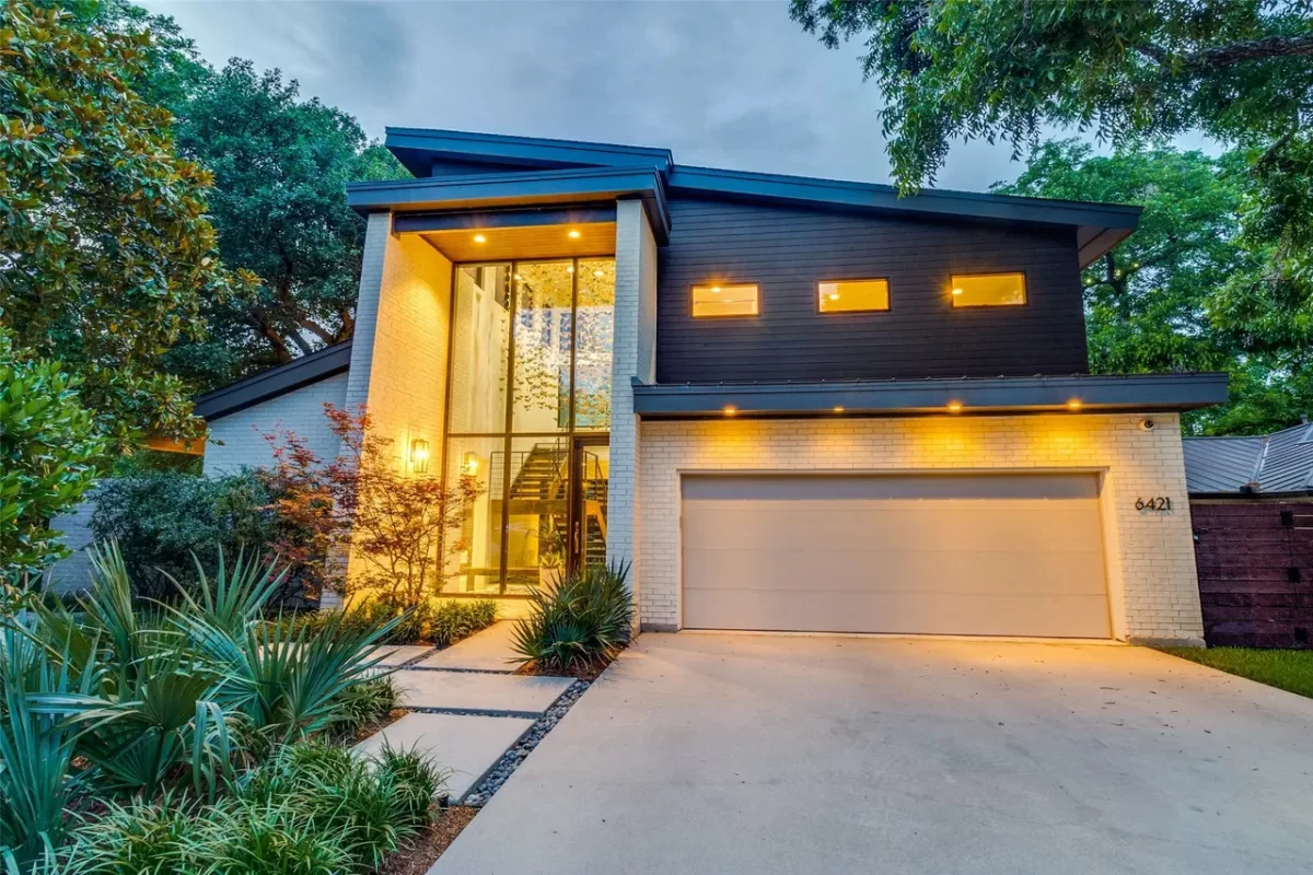 4BR House for Sale in Dallas, TX