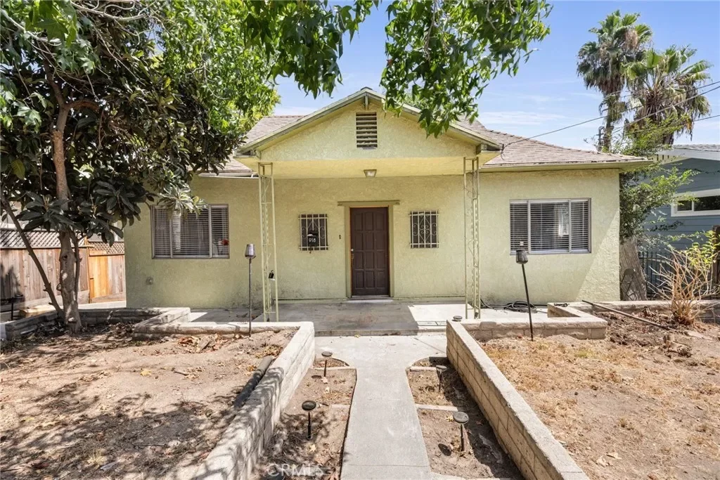 3BR House for Sale in Los Angeles, CA
