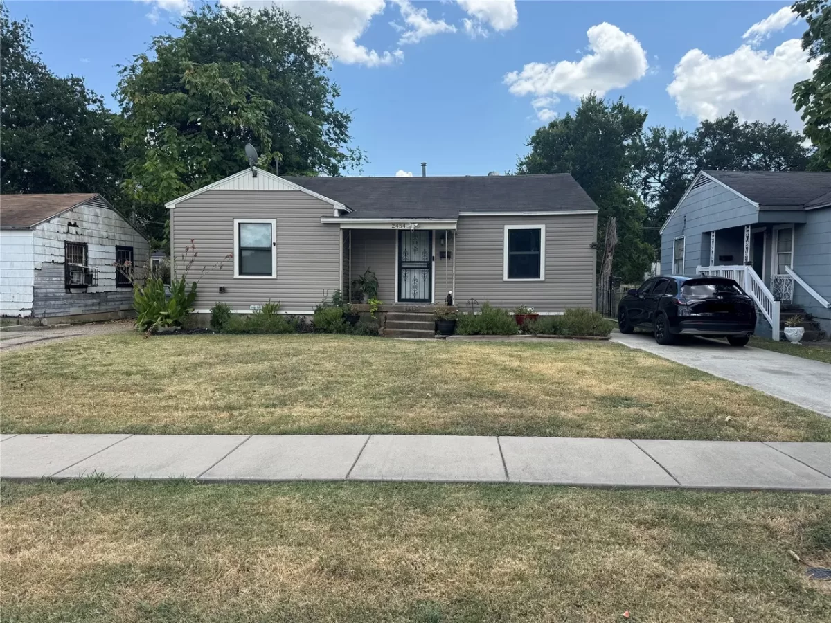 3BR House for Rent in Dallas, TX