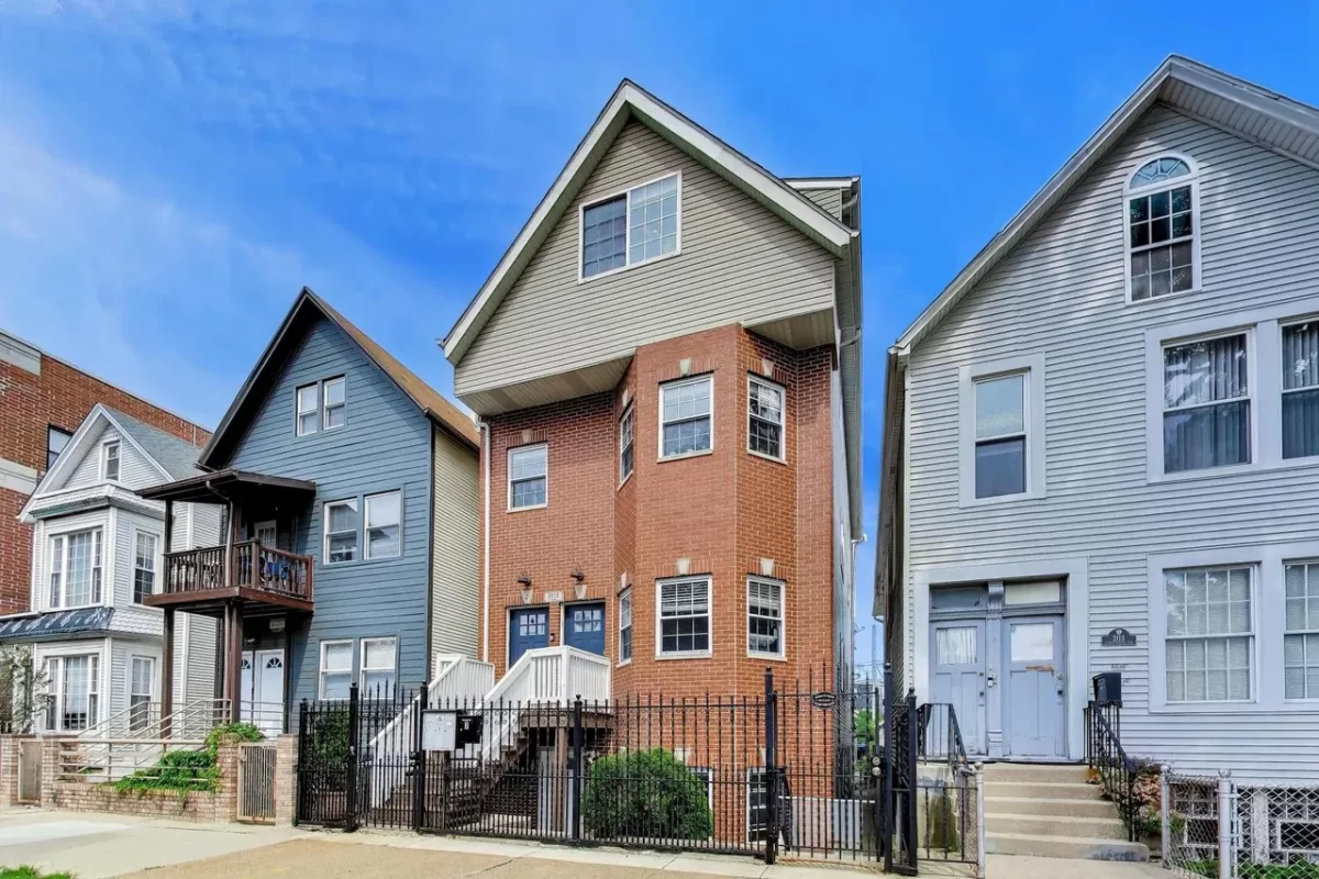 2BR House for Rent in Chicago, IL