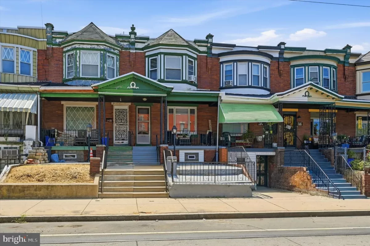 3BR Townhouse for Sale in Philadelphia, PA