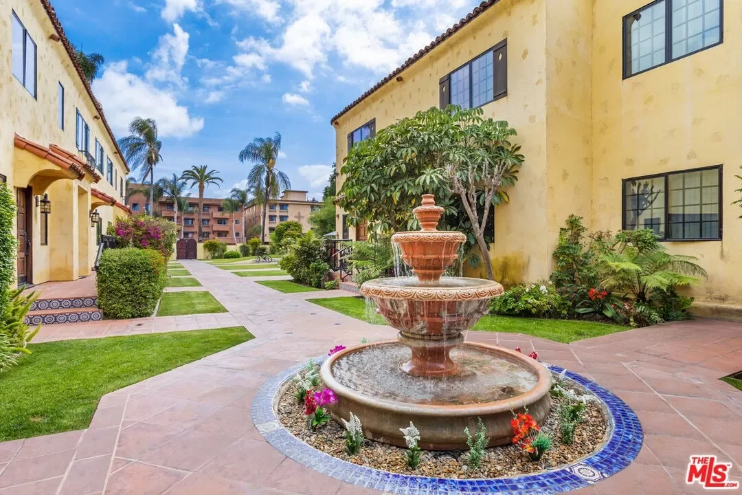 28BR Multi-Family for Sale in Los Angeles, CA