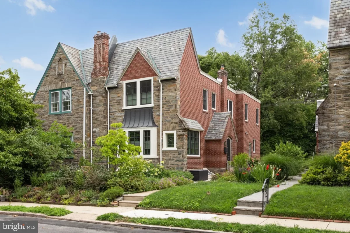 3BR Townhouse for Sale in Philadelphia, PA