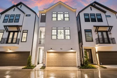 3BR House for Sale in Houston, TX
