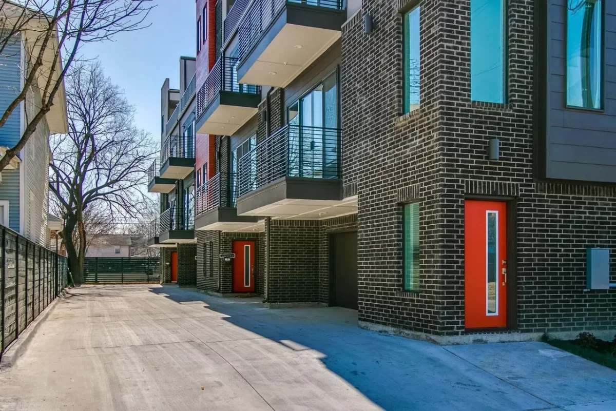 3BR Townhouse for Rent in Dallas, TX