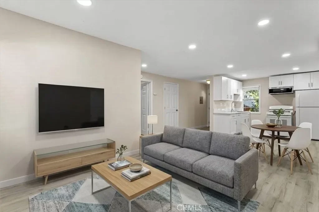 1BR House for Rent in Los Angeles, CA