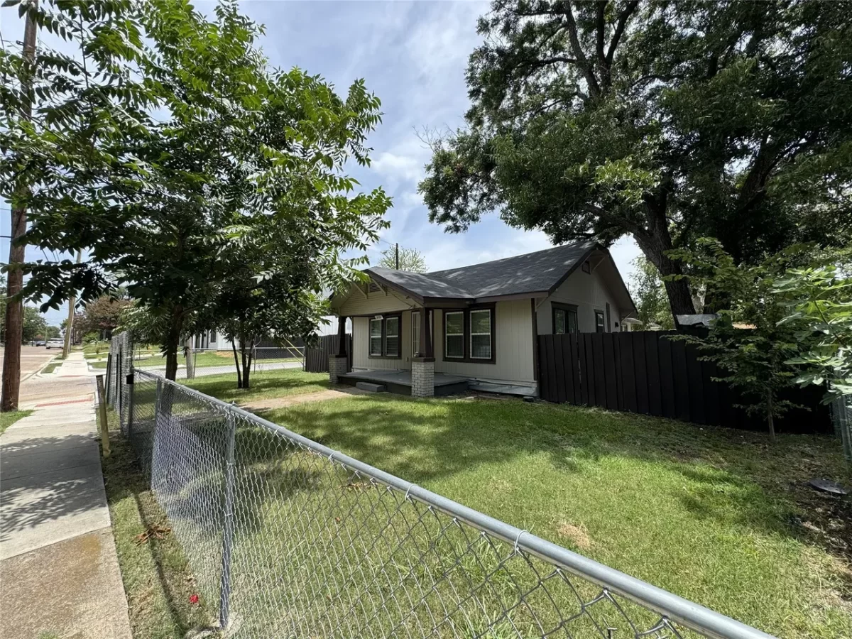 3BR House for Rent in Dallas, TX