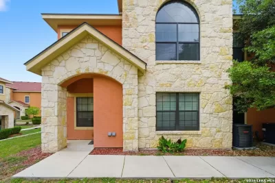 3BR Condo for Sale in San Antonio, TX