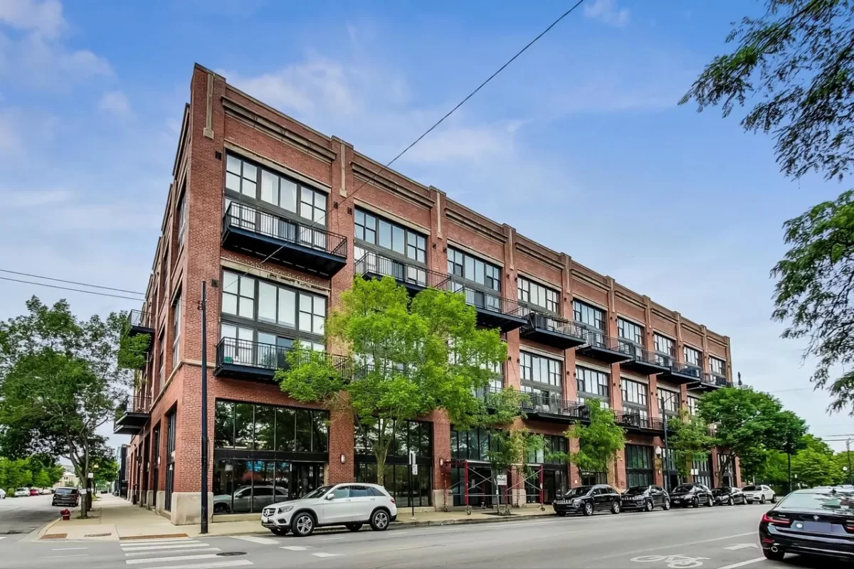 2BR Condo for Rent in Chicago, IL