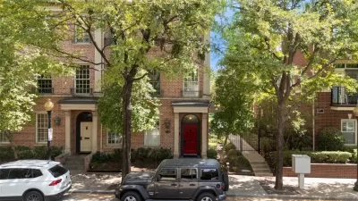 3BR Townhouse for Sale in Dallas, TX