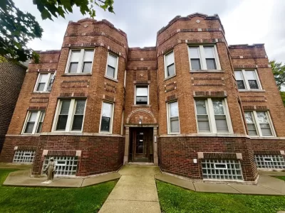 2BR House for Rent in Chicago, IL