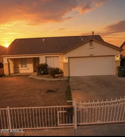 3BR House for Sale in Phoenix, AZ