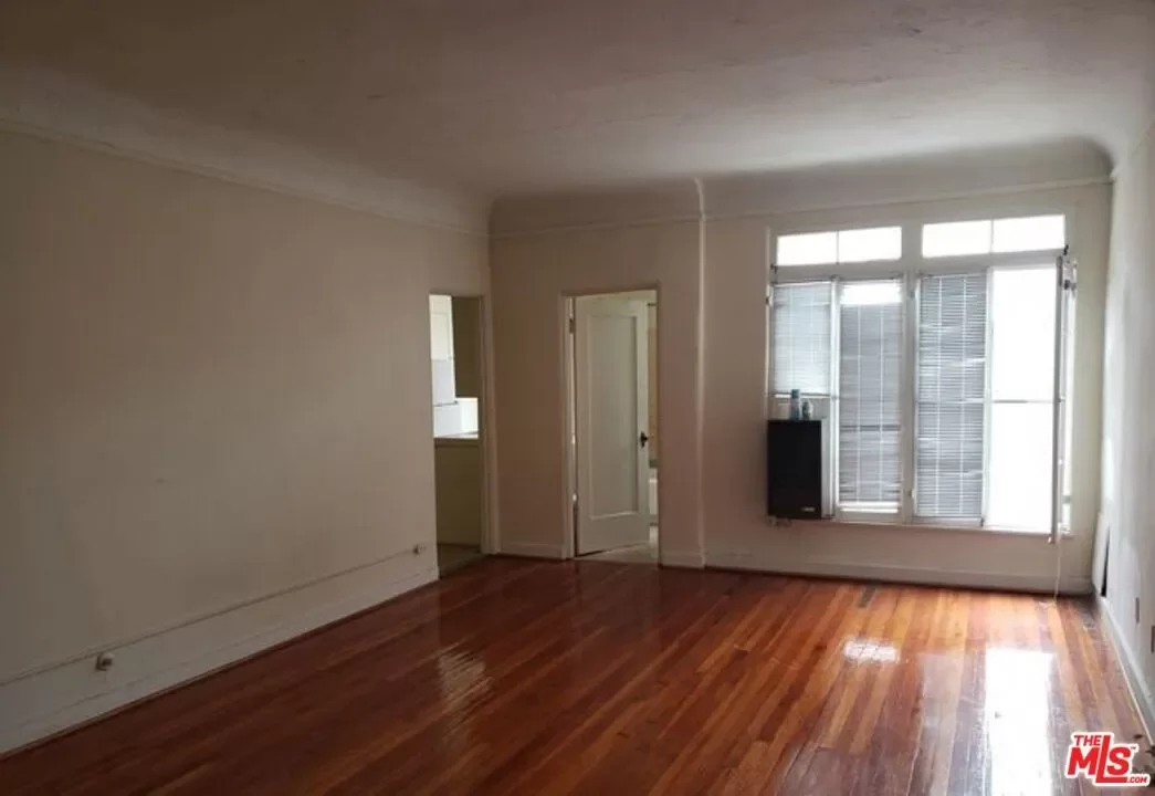 Condo for Rent in Los Angeles, CA