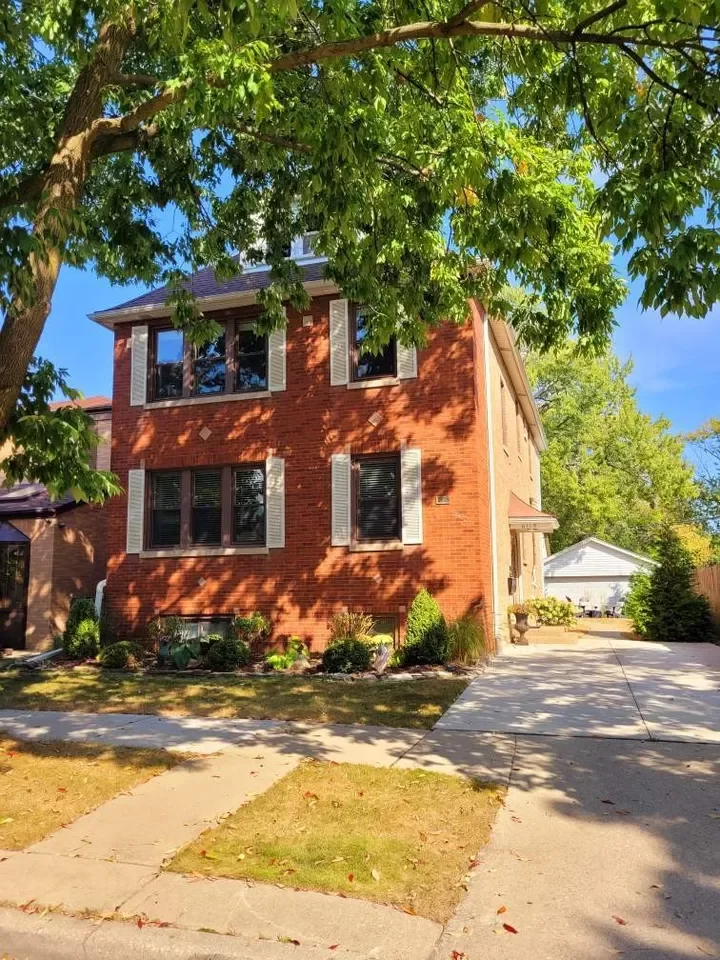 3BR House for Rent in Chicago, IL