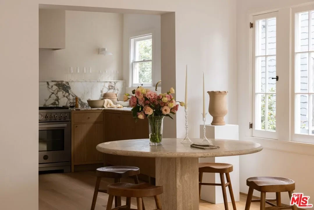 2BR Condo for Sale in Los Angeles, CA