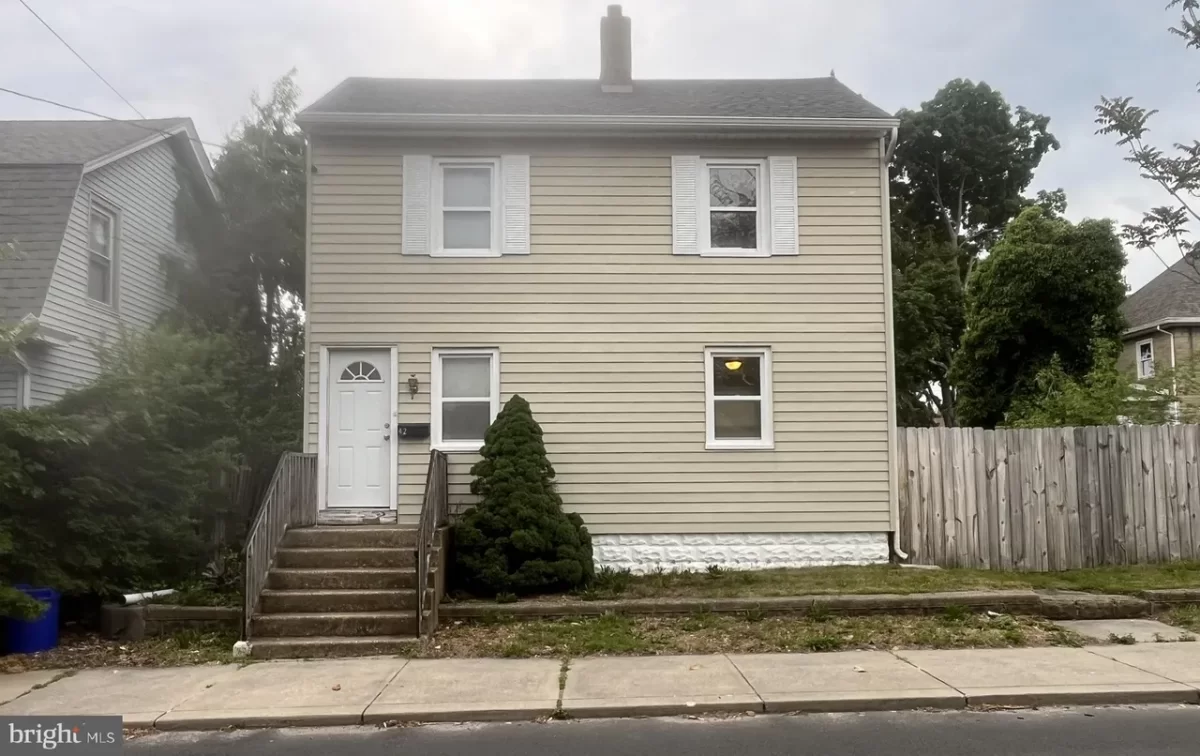 3BR House for Sale in Woodbury, NJ