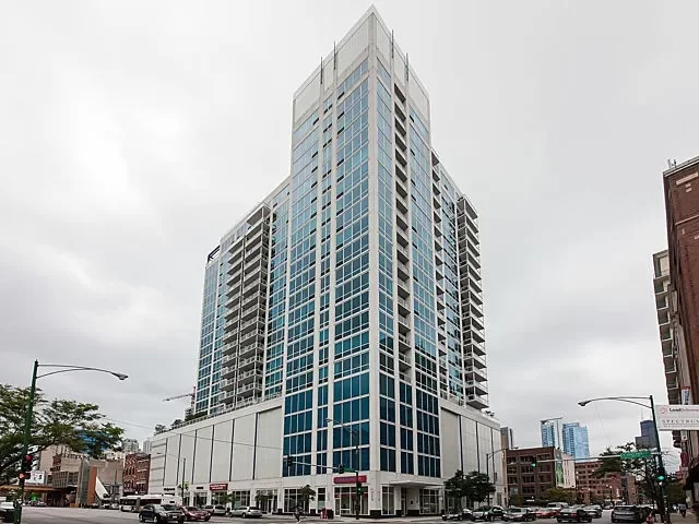 2BR Condo for Sale in Chicago, IL