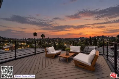 4BR House for Sale in Los Angeles, CA