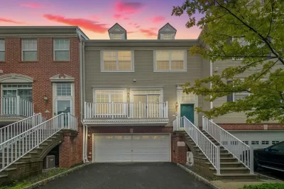 2BR Condo for Sale in Jersey City, NJ