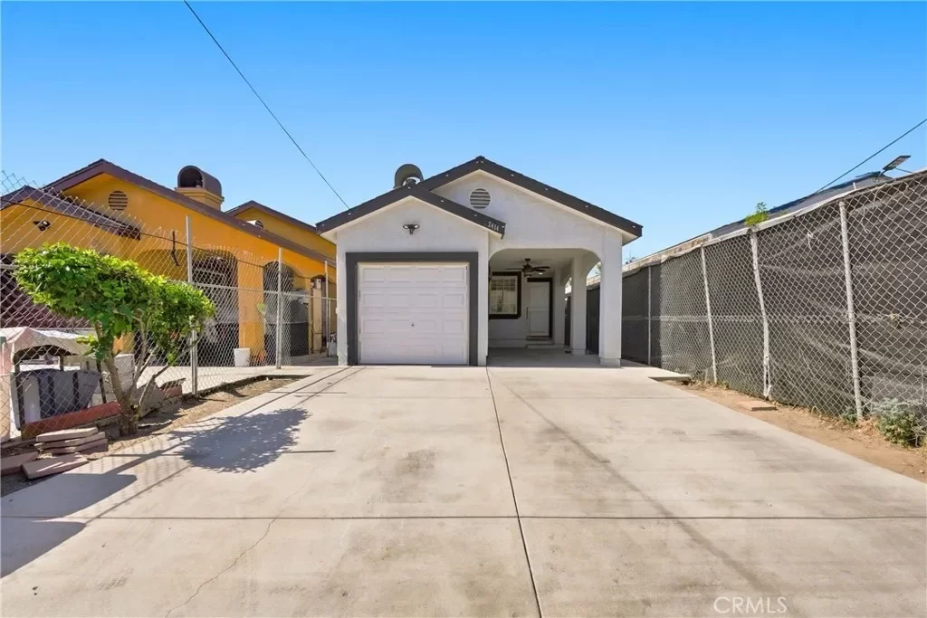 4BR House for Sale in Los Angeles, CA