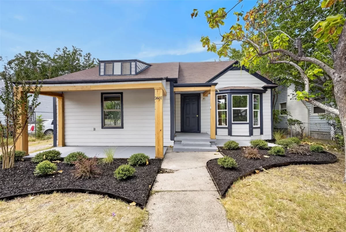7BR House for Sale in Dallas, TX