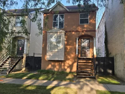 3BR House for Sale in Chicago, IL