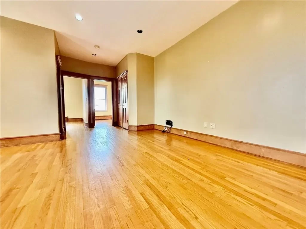 2BR Multi-Family for Rent in Brooklyn, NY