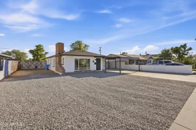 2BR House for Sale in Phoenix, AZ