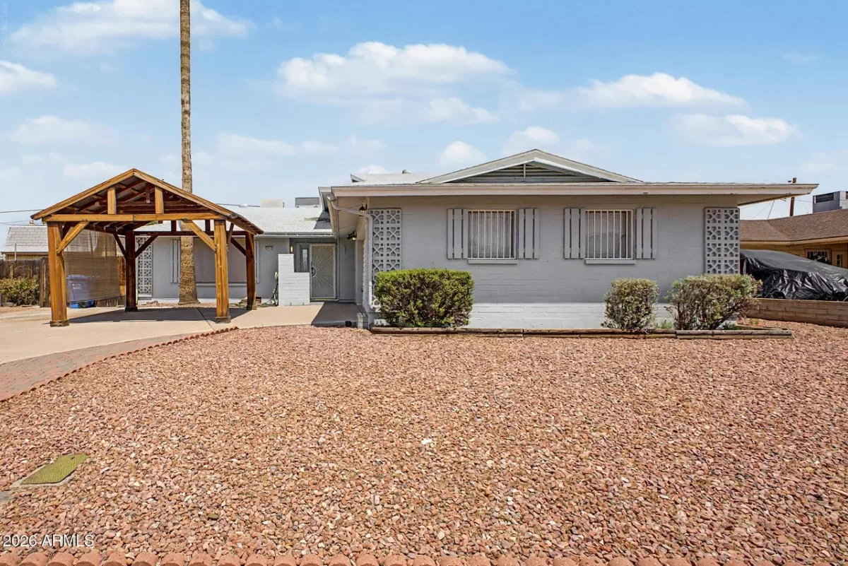 4BR House for Sale in Phoenix, AZ
