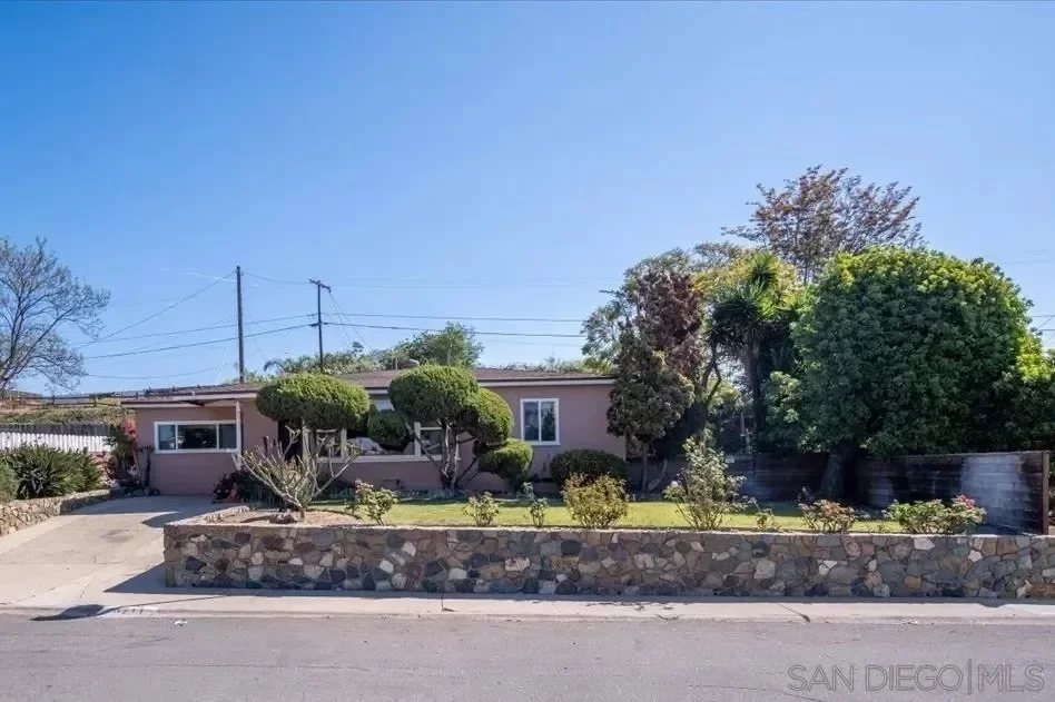 3BR House for Sale in San Diego, CA