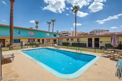 2BR Townhouse for Sale in Phoenix, AZ