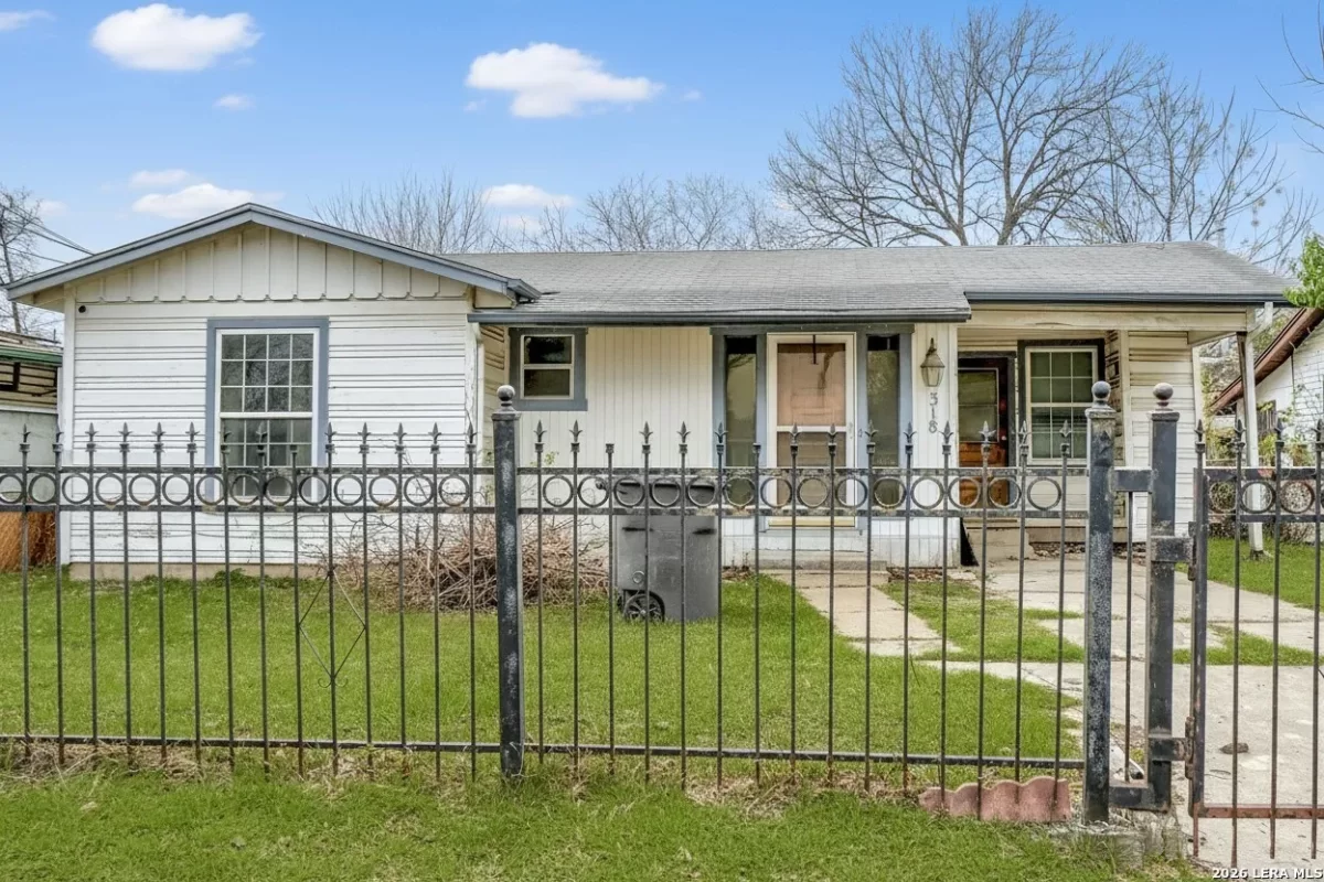 3BR House for Sale in San Antonio, TX