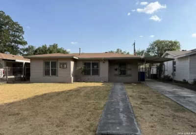2BR House for Sale in San Antonio, TX