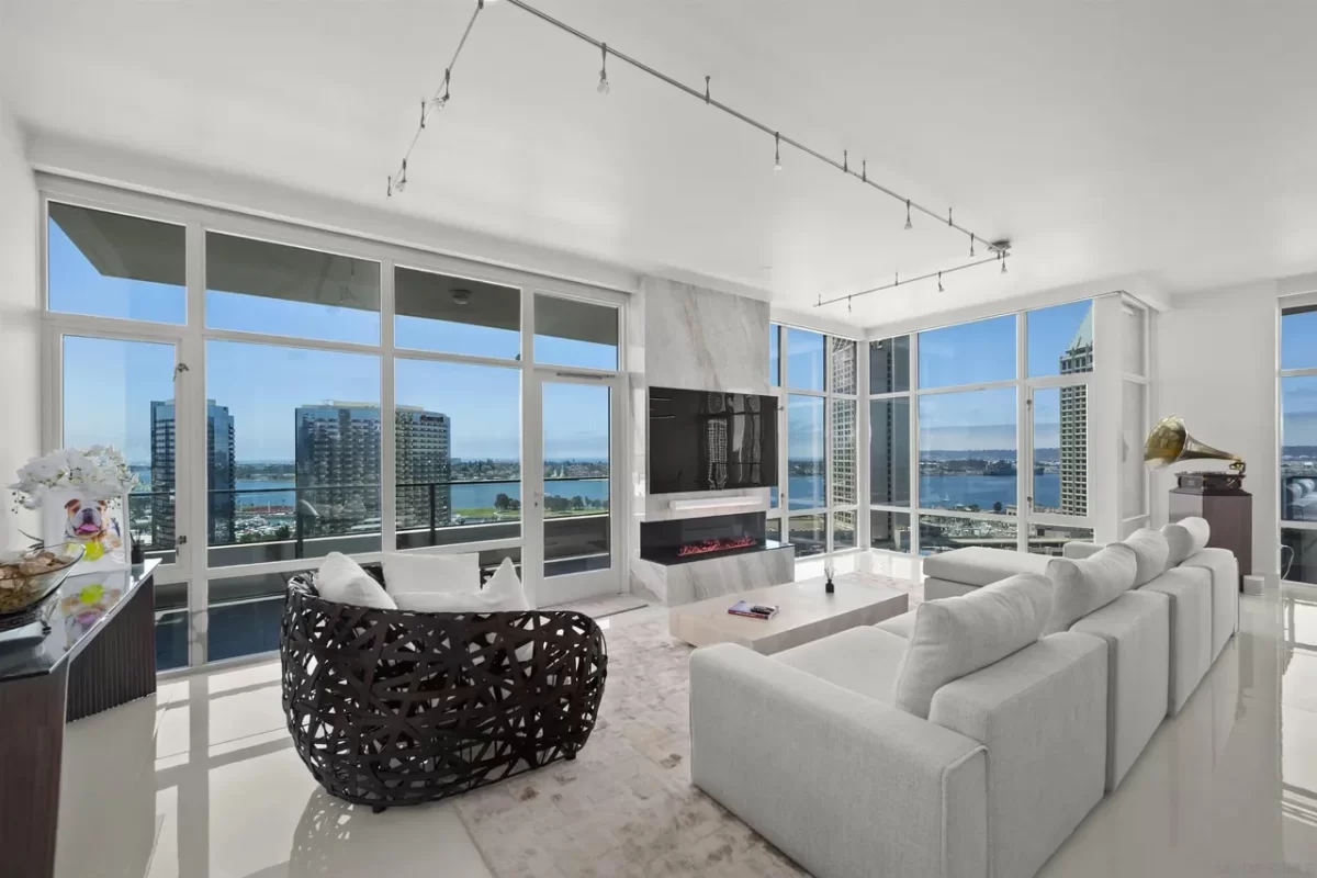 2BR Condo for Sale in San Diego, CA
