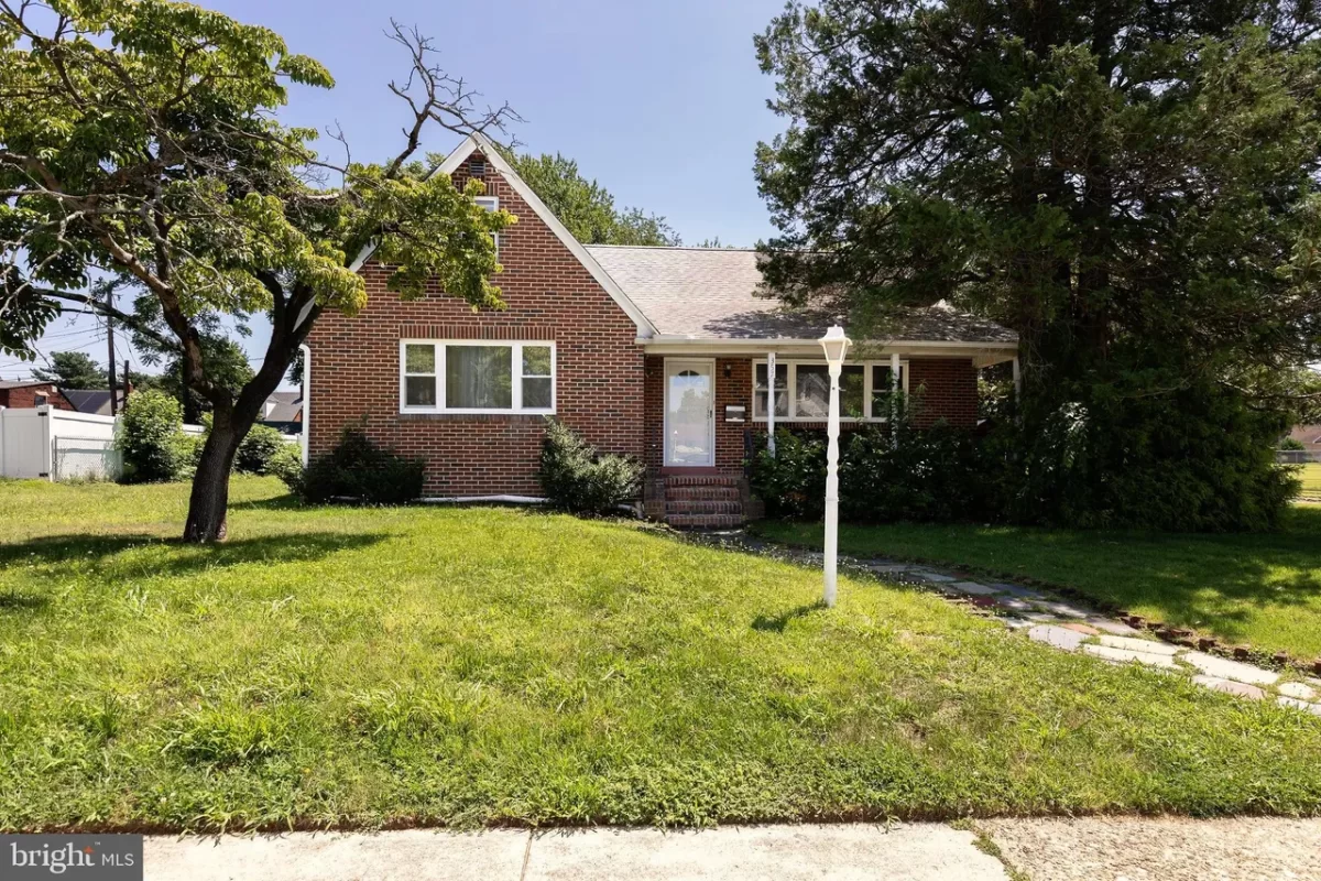 4BR House for Sale in Paulsboro, NJ