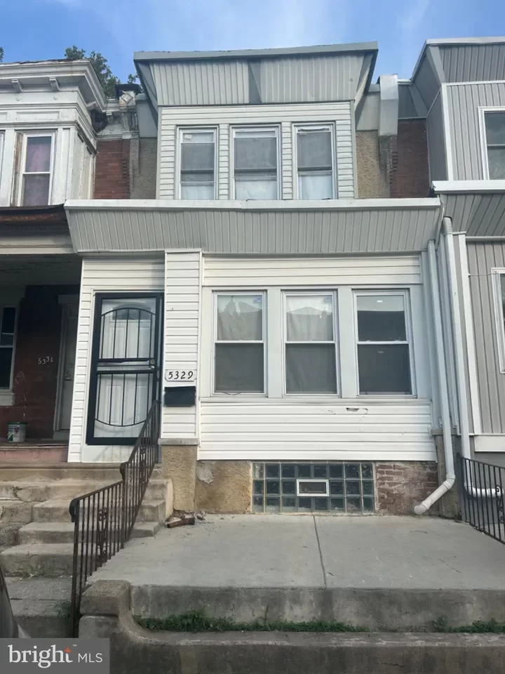 3BR Townhouse for Sale in Philadelphia, PA