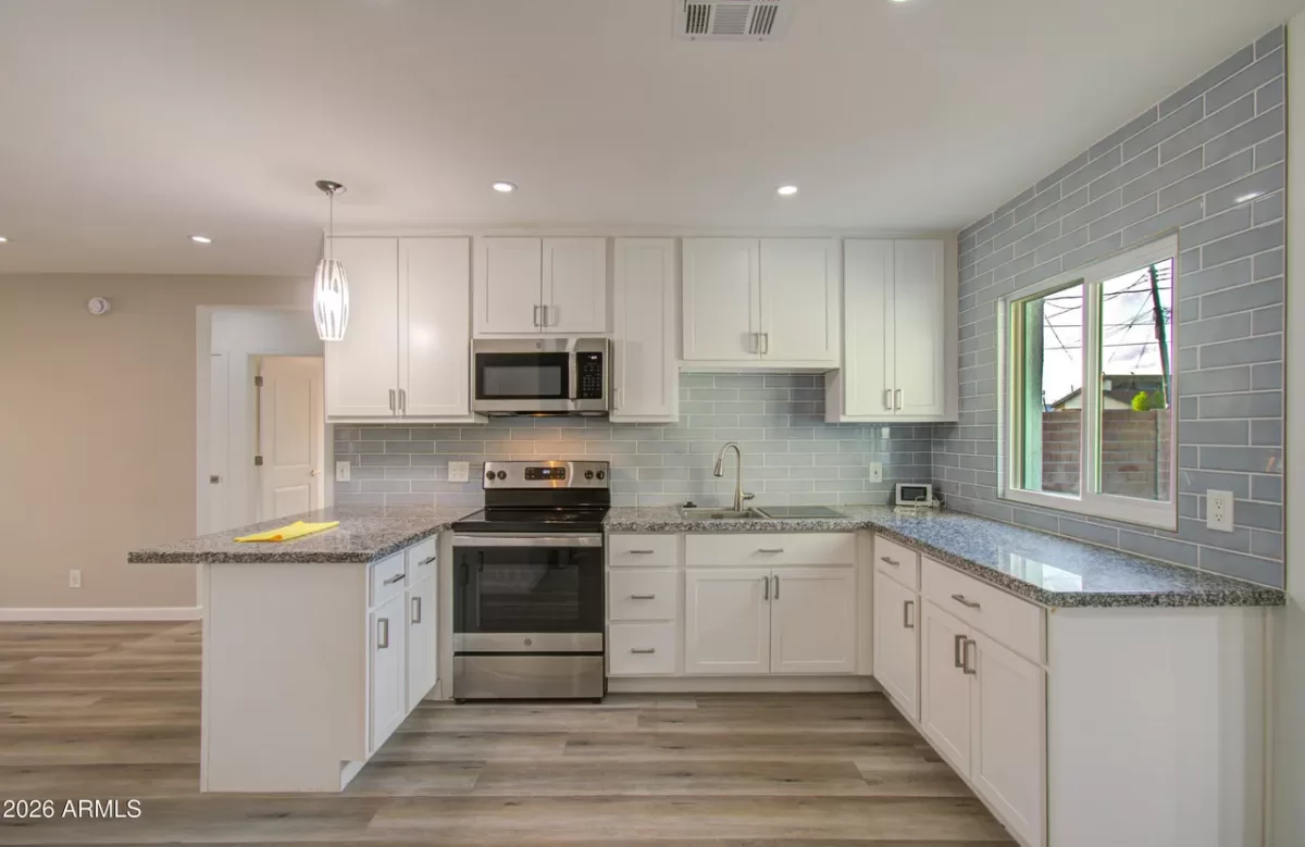 4BR House for Sale in Phoenix, AZ