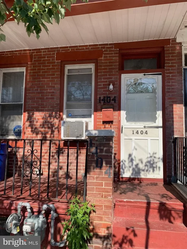 3BR Townhouse for Sale in Camden, NJ
