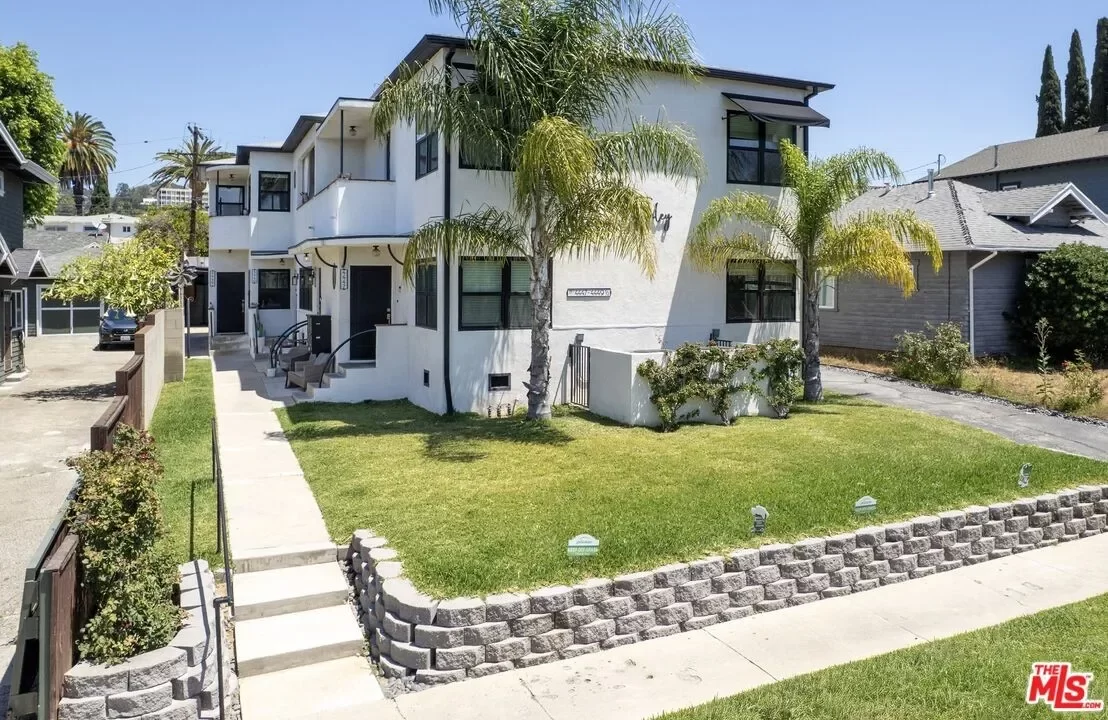 7BR Multi-Family for Sale in Los Angeles, CA