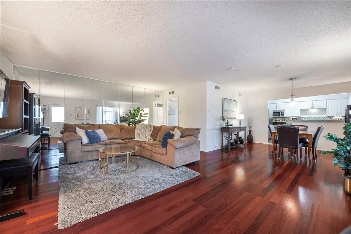 2BR Condo for Sale in Dallas, TX